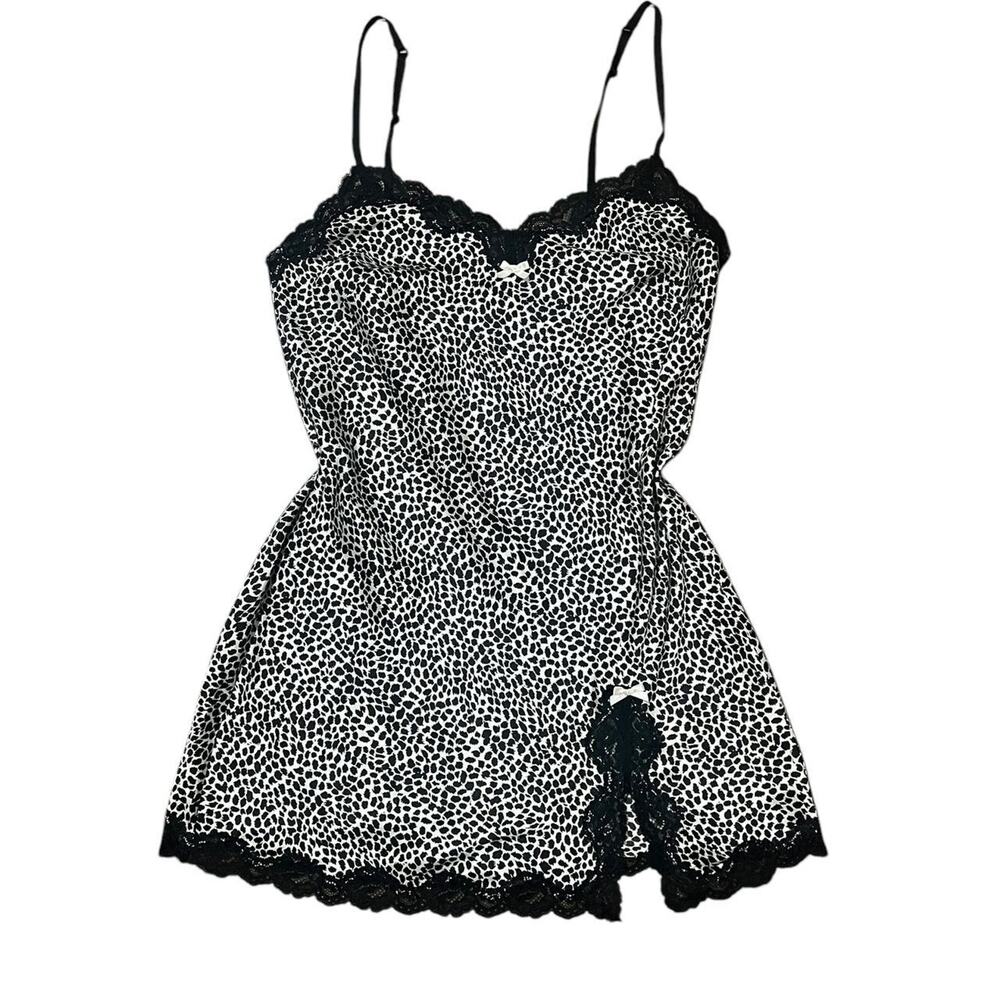 Victoria's Secret Y2K Black & Ivory Coquette Cheetah Print Lace Trim Y2K Chemise